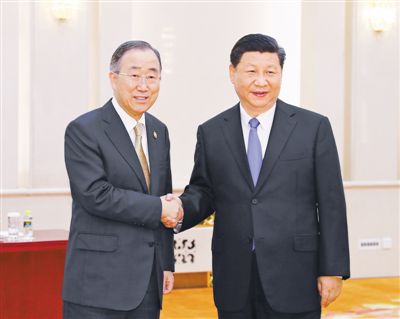 5月15日，國家主席習(xí)近平在北京人民大會(huì)堂會(huì)見博鰲亞洲論壇理事長潘基文。 　　新華社記者 謝環(huán)馳攝 