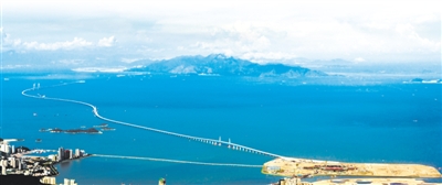 推動(dòng)全球經(jīng)濟(jì)可持續(xù)發(fā)展的中國(guó)方案，體現(xiàn)了完善全球治理體系、促進(jìn)世界和平發(fā)展的中國(guó)擔(dān)當(dāng)