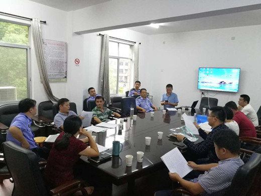 湖南岳陽專案組認真分析狼友直播案案情，部署有關抓捕工作