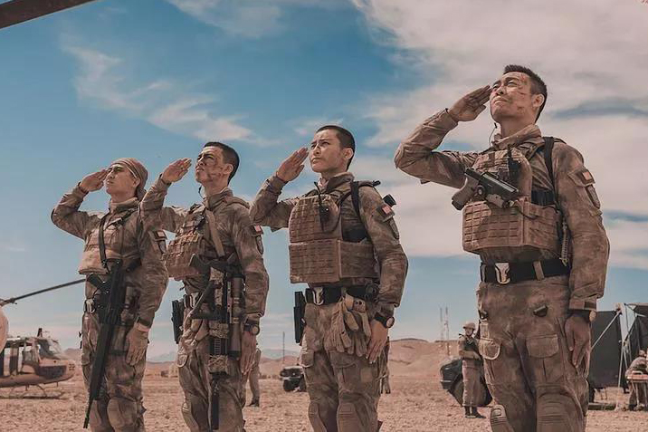 國家強大,凜不可欺,說到做到,言出必行,這是一種底氣;就像越成功的人越敢于自嘲一樣,對于自己的不足,不妄自菲薄地自卑,也不自欺欺人地逃避,這才是真正的自信;中國的實力,中國文化的感染力,就這樣以好看的中國故事的形式被潛移默化,自然而然,水到渠成地傳遞向世界;廉政教育