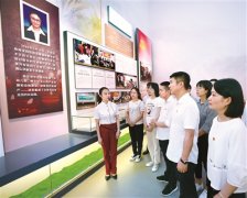 超1800人犧牲在脫貧攻堅(jiān)一線(xiàn) 致祭扶貧英雄