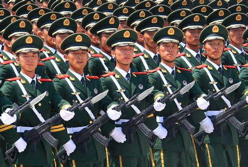 確保黨對(duì)武警部隊(duì)絕對(duì)領(lǐng)導(dǎo)的重大政治決定