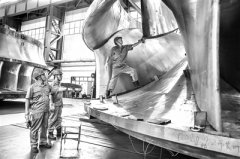 回答時代課題 推進理論創(chuàng)新